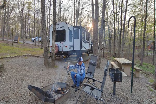 Parcul de stat Mount Magazine (Camping Mount Magazine) - Camping în Arkansas