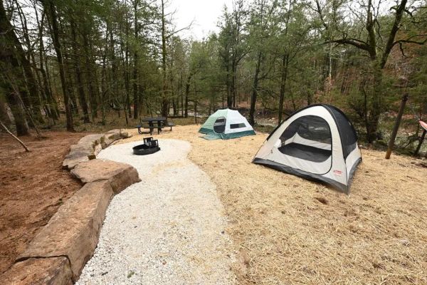 Devil's Den State Park (Devil's Den Campground) - Camping în Arkansas