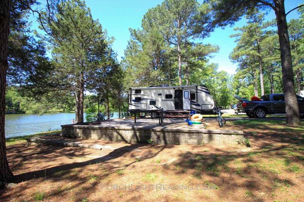 Lake Charles State Park (Lake Charles Campground) - Camping în Arkansas