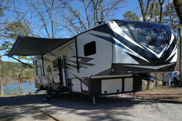 Pădurea Națională Ouachita (Zona de agrement Brushy Creek) - Camping Arkansas