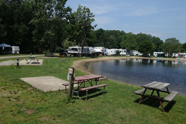 Riverdale Farm Camping - Clinton Campground din Connecticut