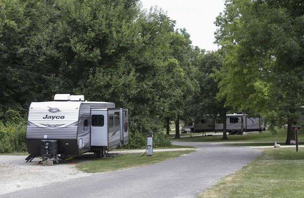 Camping Squaw Creek Park