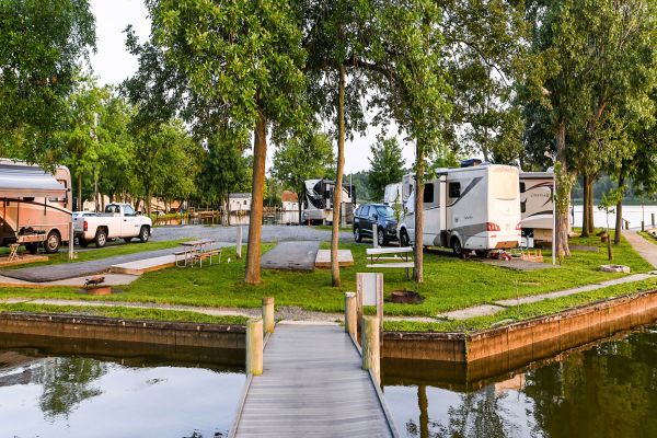 Bar Harbor RV Park & ​​​​Marina - Abingdon Camping în Maryland