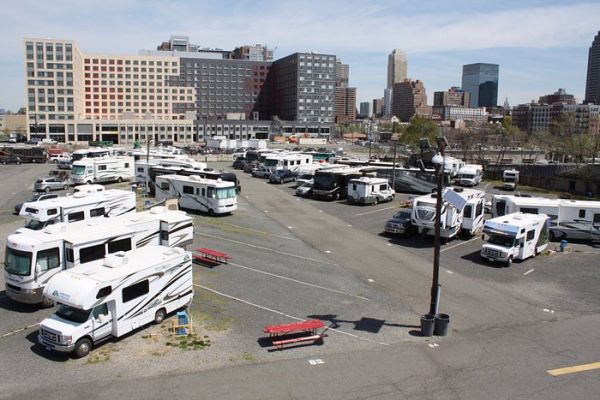 Liberty Harbour RV Park - Camping Jersey City din New Jersey