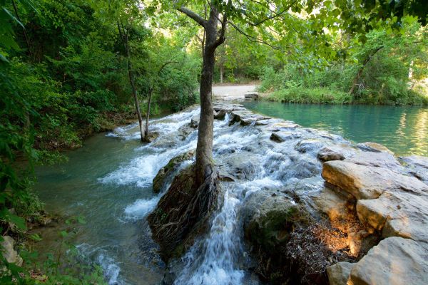 Chickasaw National Recreation Area - Sulphur Camping în Oklahoma