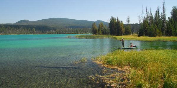 Pădurea Națională Deschutes - Campingul Little Lava Lake din Oregon