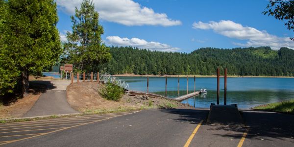 Zona de recreere de stat Fall Creek - Camping Winberry din Oregon