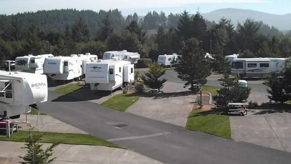 Premier RV Resort - Lincoln City Camping în Oregon