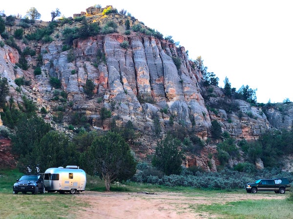 Campingul Twin Hollows Canyon din Utah