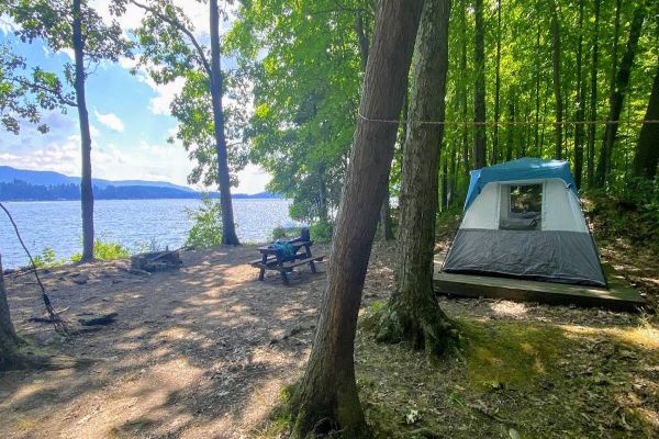 Parcul de stat Adirondack - campinguri Lake George Islands