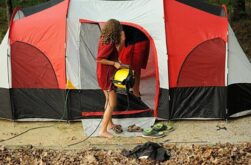 6 cei mai buni fani de camping pentru camping cu vreme caldă